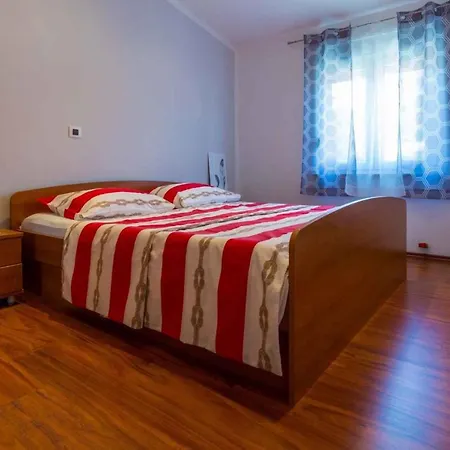 Apartman Two-bedroom In Lxxxv Crikvenica