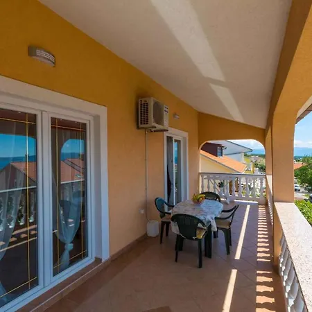 Apartman Two-bedroom In Lxxxv