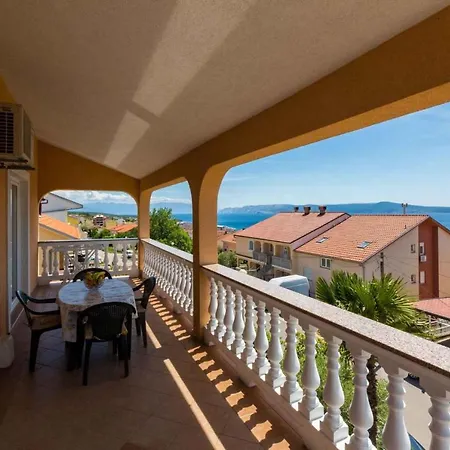 Two-bedroom In Lxxxv Apartman Crikvenica